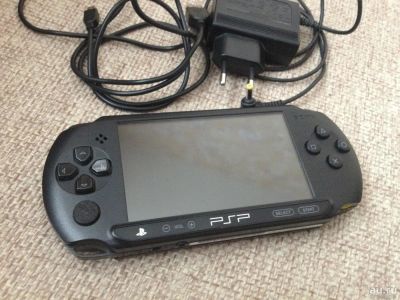 Лот: 7836026. Фото: 1. PSP-E1008. Игровые приставки, консоли
