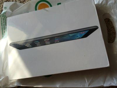 Лот: 5888269. Фото: 1. iPad Air 16gb НОВЫЙ IOS 7 запечатан... Планшеты