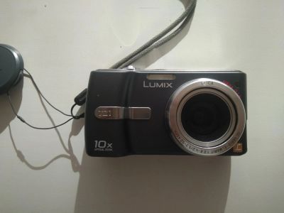 Лот: 11296531. Фото: 1. Фотоаппарат Panasonic Lumix DMC-TZ1. Цифровые компактные