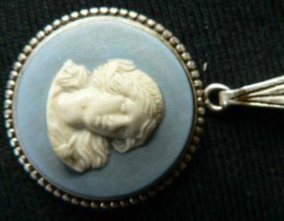 Лот: 5854429. Фото: 1. Подвеска камея-1 Wedgwood Веджвуд... Кулоны, подвески
