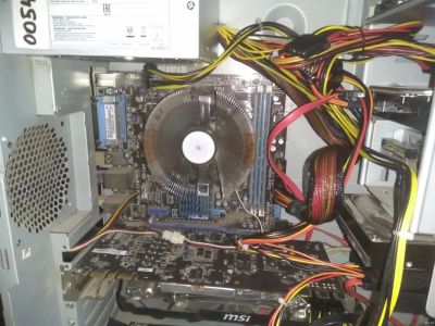 Лот: 11716170. Фото: 1. Без БП! FX-6100/2x2gb DDR3/HD... Компьютеры в сборе