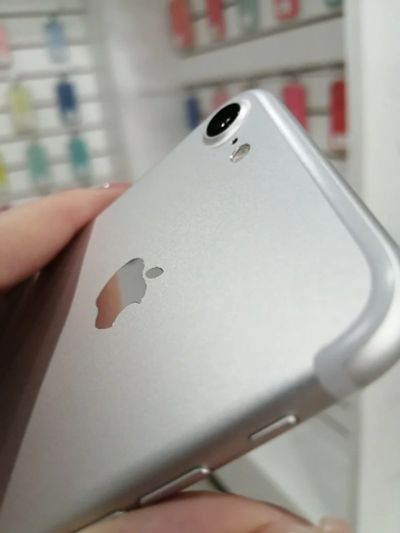 Лот: 15220997. Фото: 1. Б/У оригинал iPhone 7 256 gb. Смартфоны