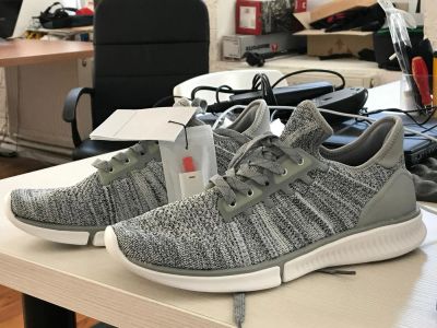 Лот: 10669229. Фото: 1. Умные кроссовки Xiaomi Mijia Оригинал... Кеды, кроссовки, слипоны