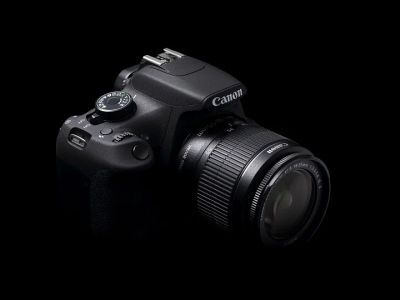 Лот: 8233789. Фото: 1. С гарантией! Новая! Canon EOS... Цифровые зеркальные