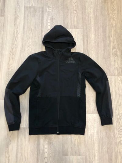 Лот: 17206005. Фото: 1. Толстовка беговая adidas / s. Верхняя одежда