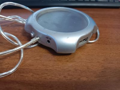 Лот: 19988176. Фото: 1. USB 1.1 хаб на 4 порта, с доп... USB хабы