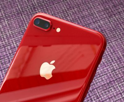 Лот: 17557135. Фото: 1. Apple iPhone 8 Plus 64Gb Red... Смартфоны