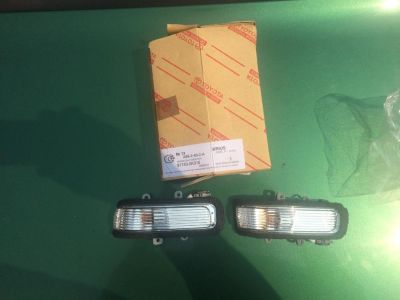 Лот: 7886776. Фото: 1. Указатель поворота Toyota Hilux. Оптика и освещение