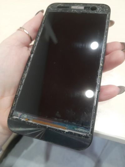 Лот: 19015256. Фото: 1. Телефон ASUS ZenFone Go ZB500KL. Смартфоны
