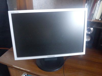 Лот: 3819229. Фото: 1. Samsung SyncMaster 920nw. ЖК-мониторы