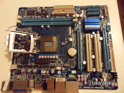 Лот: 1650237. Фото: 1. Материнская плата GIGABYTE GA-H55M-D2H... Материнские платы