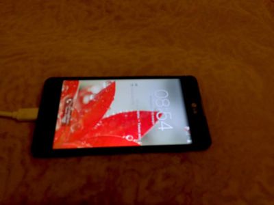 Лот: 9157267. Фото: 1. lg optimus G e975. Смартфоны