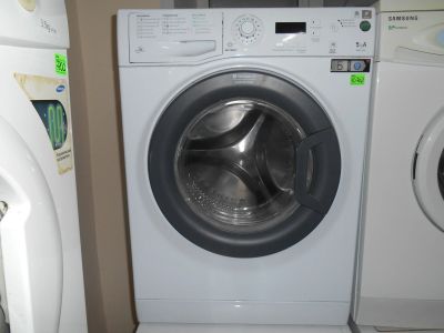 Лот: 12854847. Фото: 1. Стиральная машина Hotpoint-Ariston... Стиральные машины