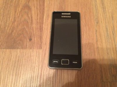 Лот: 4756342. Фото: 1. Сотовый телефон Samsung. Кнопочные мобильные телефоны