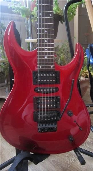 Лот: 2434098. Фото: 1. washburn wm17v. Гитары