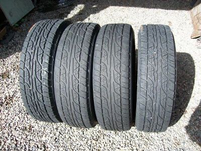 Лот: 2693004. Фото: 1. DUNLOP 4штуки R16 215/70. Шины