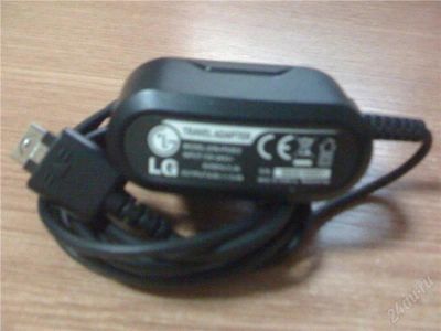 Лот: 992299. Фото: 1. Оригинальная зарядка LG KG800... Зарядные устройства, блоки питания, адаптеры сетевые для смартфонов