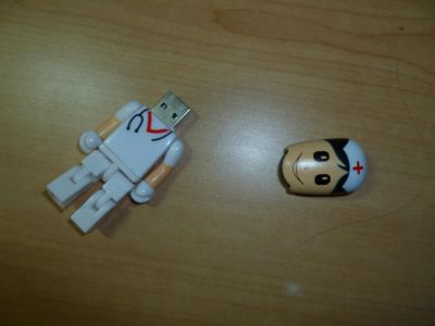 Лот: 4071631. Фото: 1. Usb флешка 8 Гб доктор. USB-флеш карты