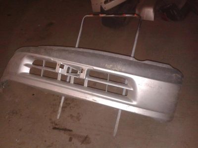 Лот: 5106213. Фото: 1. Toyota Raum, 2000 год перед. Кузов