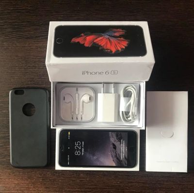Лот: 9604737. Фото: 1. iPhone 6s 16gb space gray+чехол... Смартфоны