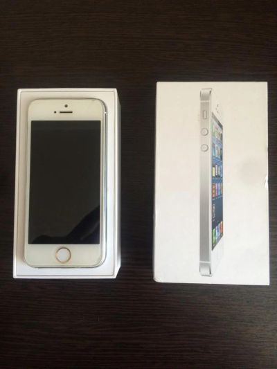 Лот: 8111081. Фото: 1. Iphone 5. Смартфоны