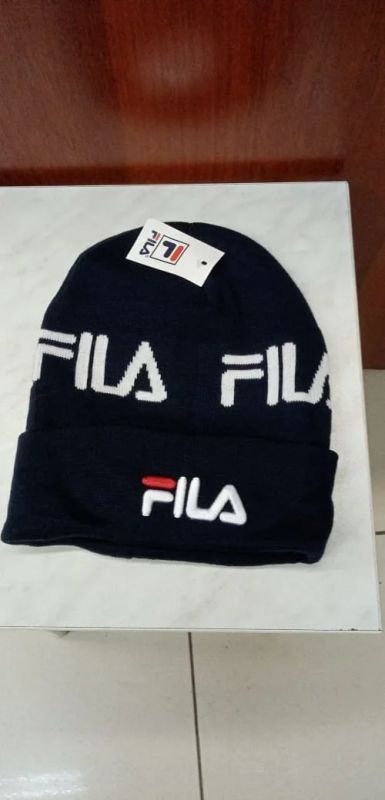 Лот: 15929449. Фото: 1. Fila шапка зимняя Новая. Другое (спортивные товары)