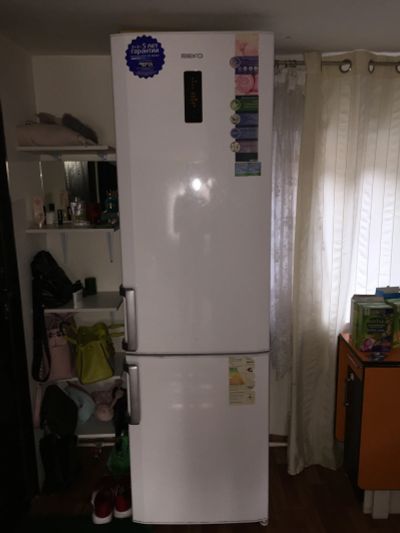 Лот: 12491649. Фото: 1. холодильник Beko 330л. Холодильники, морозильные камеры