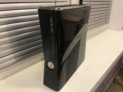Лот: 15068010. Фото: 1. Xbox 360 250GB. Игровые приставки, консоли