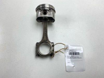 Лот: 25512901. Фото: 1. Поршень с шатуном Nissan March... Двигатель и элементы двигателя