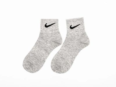 Лот: 8720023. Фото: 1. Носки средние Nike. Другое (одежда, обувь, галантерея)
