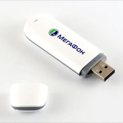 Лот: 3324087. Фото: 1. Мегафон 3G Модем E173 Белый. Проводные модемы