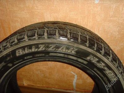 Лот: 120336. Фото: 1. Покрышка липучка Bridgestone Blizzak... Шины