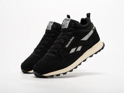 Лот: 23603461. Фото: 1. Зимние Кроссовки Reebok Classic... Кеды, кроссовки, слипоны