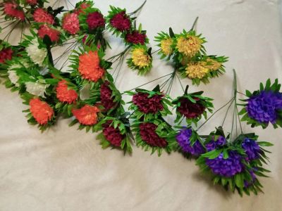 Лот: 20128326. Фото: 1. Искусственные цветы на кладбище. Искусственные и сувенирные цветы