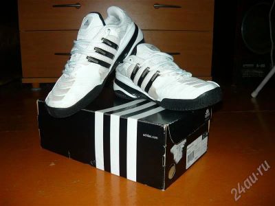 Лот: 366174. Фото: 1. фирменные красовки adidas. Кеды, кроссовки, слипоны