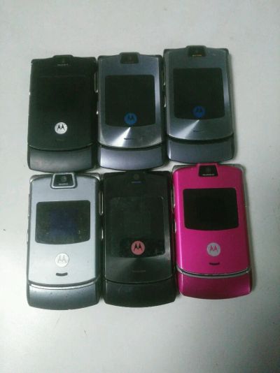 Лот: 8760143. Фото: 1. Motorolla Razr V3i и Razr V3. Другое (смартфоны, связь, навигация)