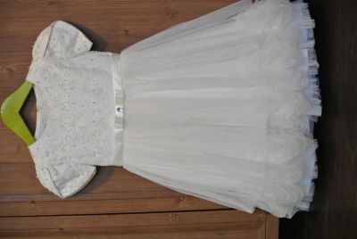 Лот: 3068934. Фото: 1. Платье праздничное 3-5 лет. Платья, сарафаны
