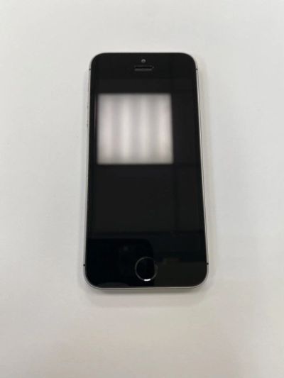Лот: 17329737. Фото: 1. Apple iPhone SE 128Gb Space Gray... Смартфоны