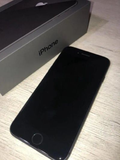 Лот: 21574904. Фото: 1. iPhone 8, 64 ГБ. Смартфоны