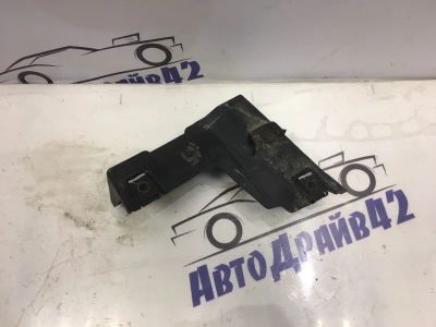 Лот: 21716541. Фото: 1. крепление бампера Volkswagen Jetta... Двигатель и элементы двигателя