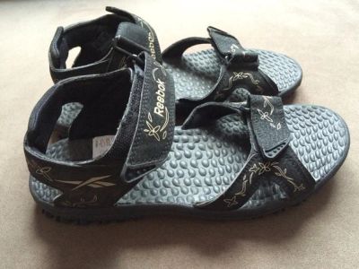 Лот: 7286258. Фото: 1. Сандалии Reebok 37. Сандалии