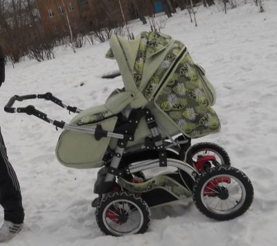 Лот: 3974667. Фото: 1. Продам колясочку зима-лето. Коляски