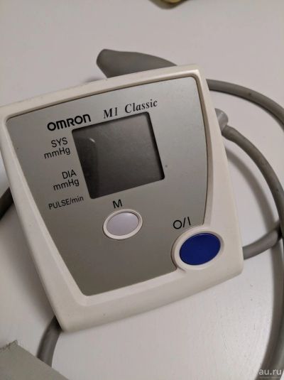 Лот: 13311006. Фото: 1. Тонометр OMRON M1 Cassic (неисправен... Оборудование