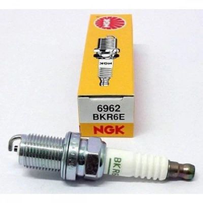 Лот: 16896044. Фото: 1. Свечи NGK 6962 BKR6E. Двигатель и элементы двигателя