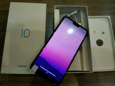 Лот: 12613423. Фото: 1. Супер смартфон Honor 10 128 Gb... Смартфоны