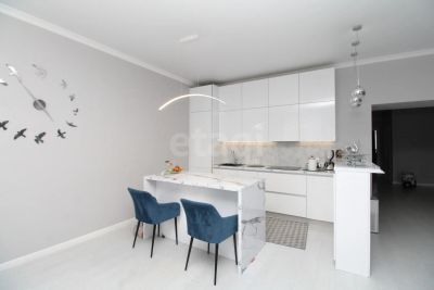 Лот: 25800387. Фото: 1. 3-комн. квартира , Красноярск... Квартиры, студии