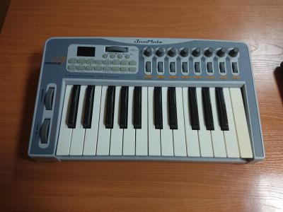 Лот: 12735078. Фото: 1. JamMate Primus a25 MIDI клавиатура... MIDI-оборудование
