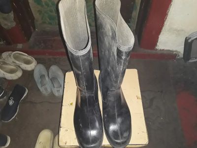 Лот: 25374297. Фото: 1. Сопоги резиновые. Другое (одежда, обувь, галантерея)