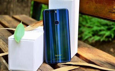Лот: 13009918. Фото: 1. Honor 8. Смартфоны