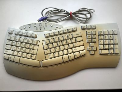 Лот: 25631520. Фото: 1. Клавиатура Chicony KB-9938 (PS... Клавиатуры и мыши